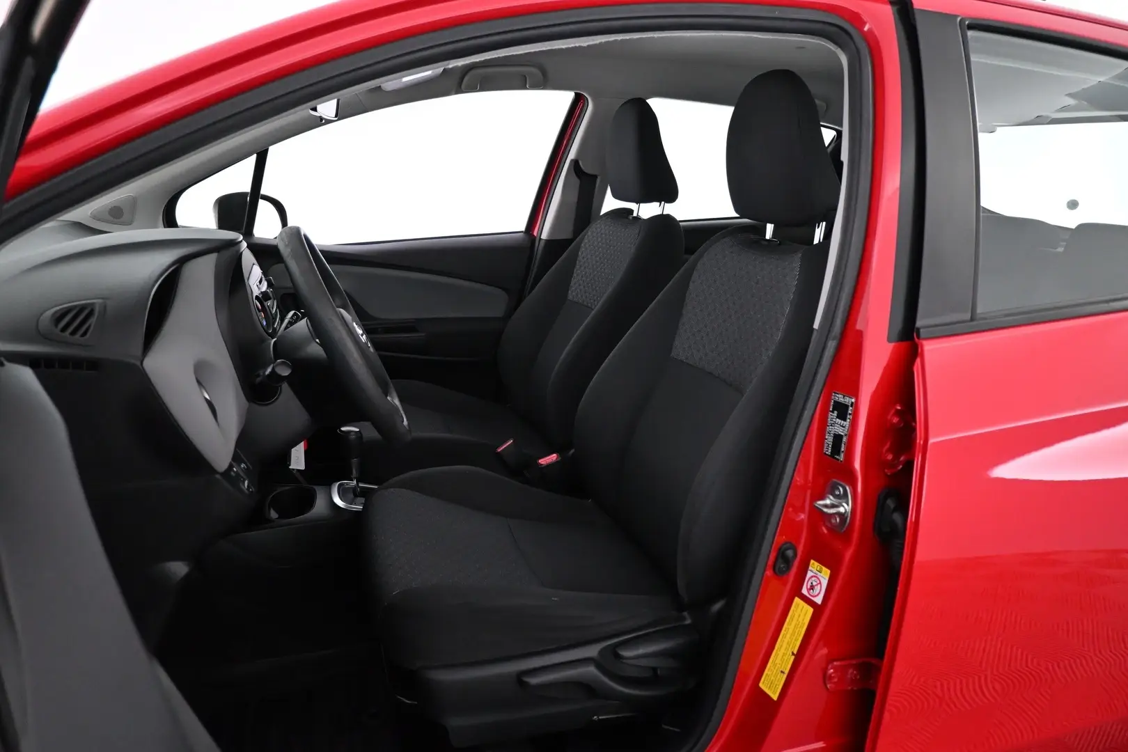 Car Image - 5YAPLAm0l1goLH6nJIq6ig