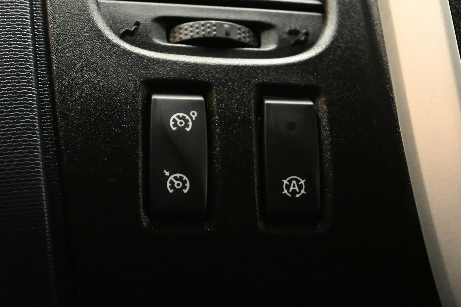 Car Image - 2wI1oZoGZvgBWPU4hyaMwX