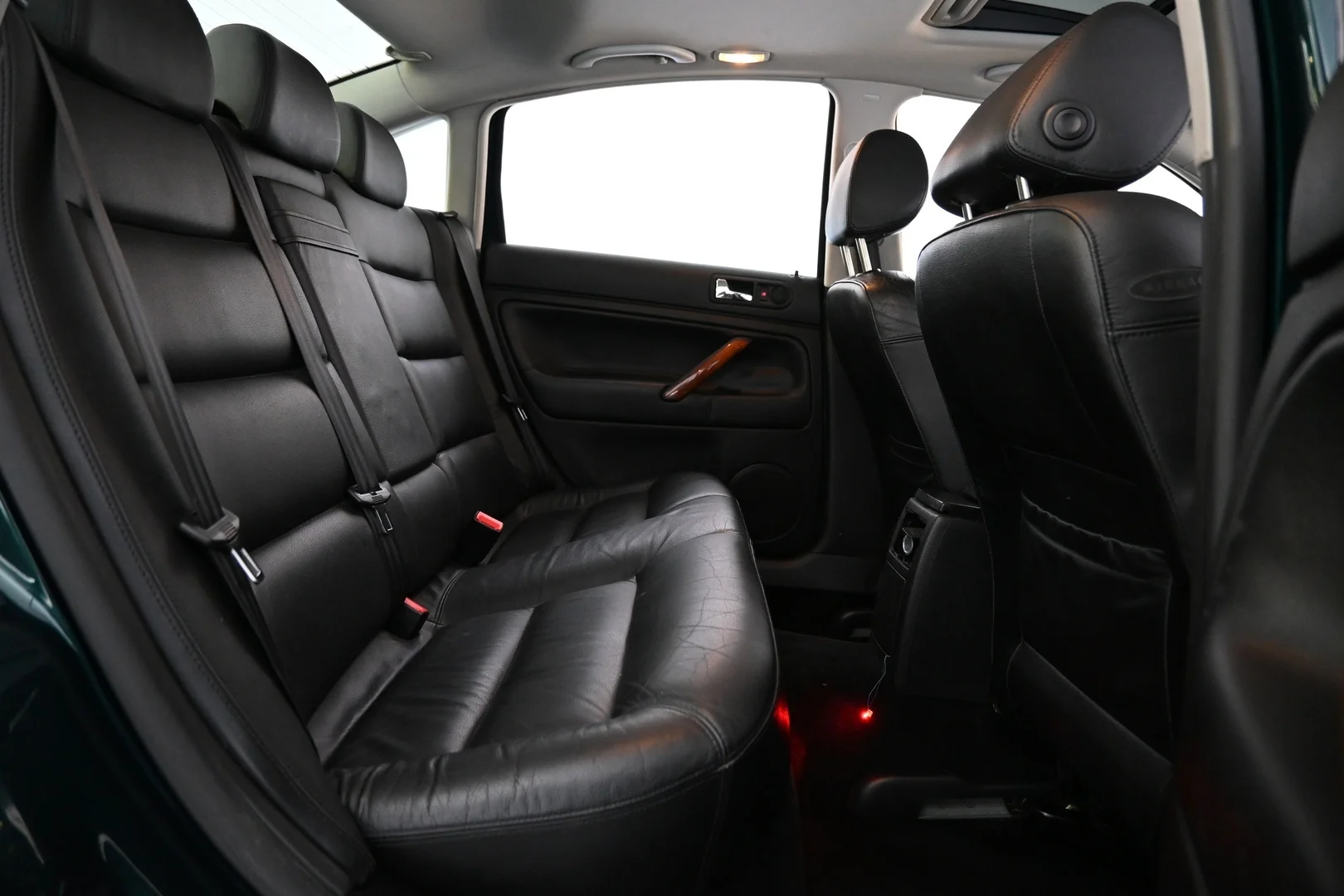 Car Image - 5dYeId5U2EYDHuhEids3N7