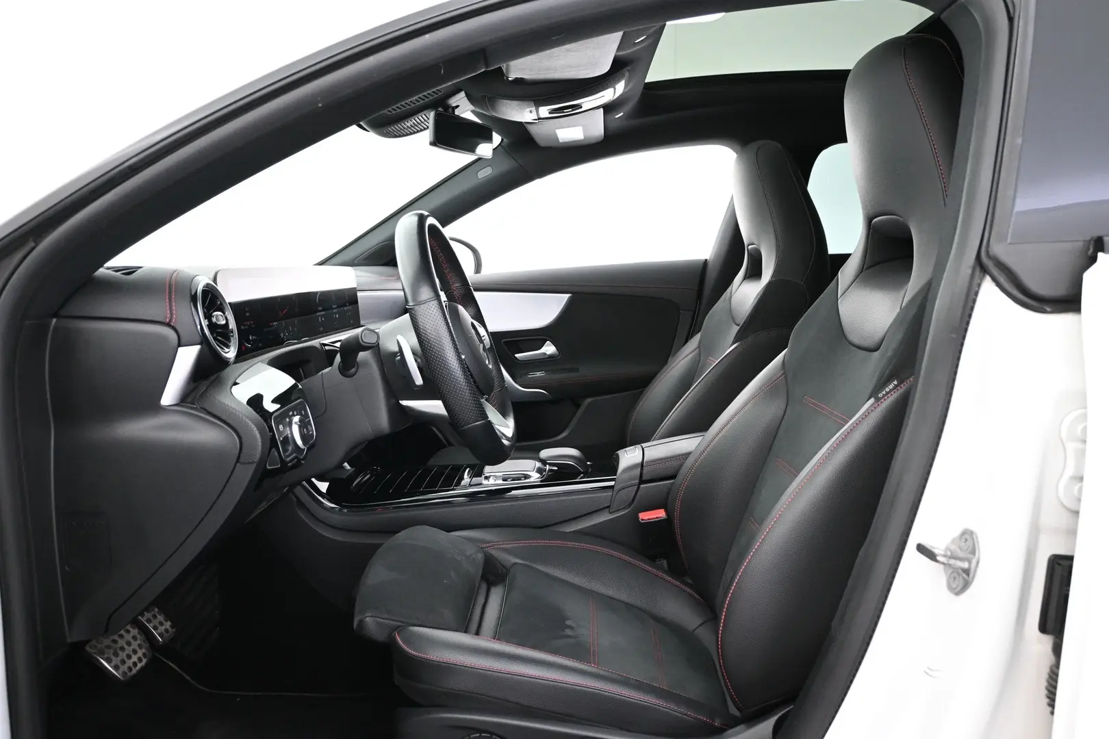 Car Image - 6dMofVd0vpCmlR1HIG9uIl