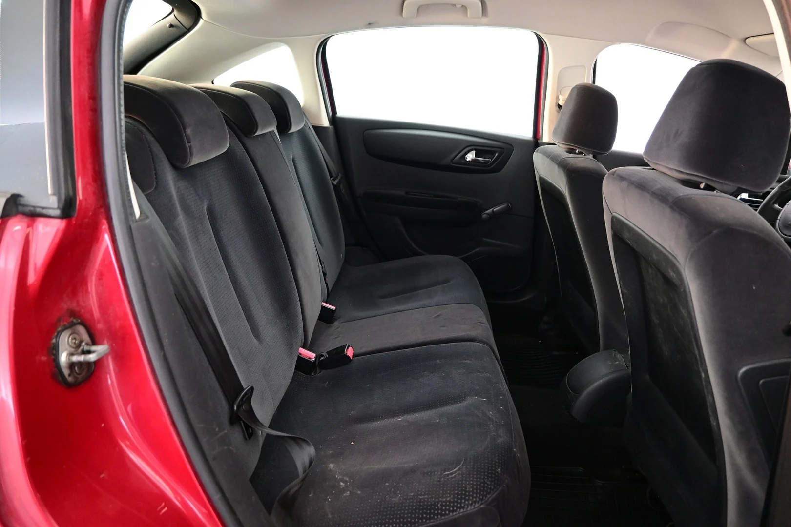 Car Image - 52osGPQtHWCT2QFKkTJSFJ