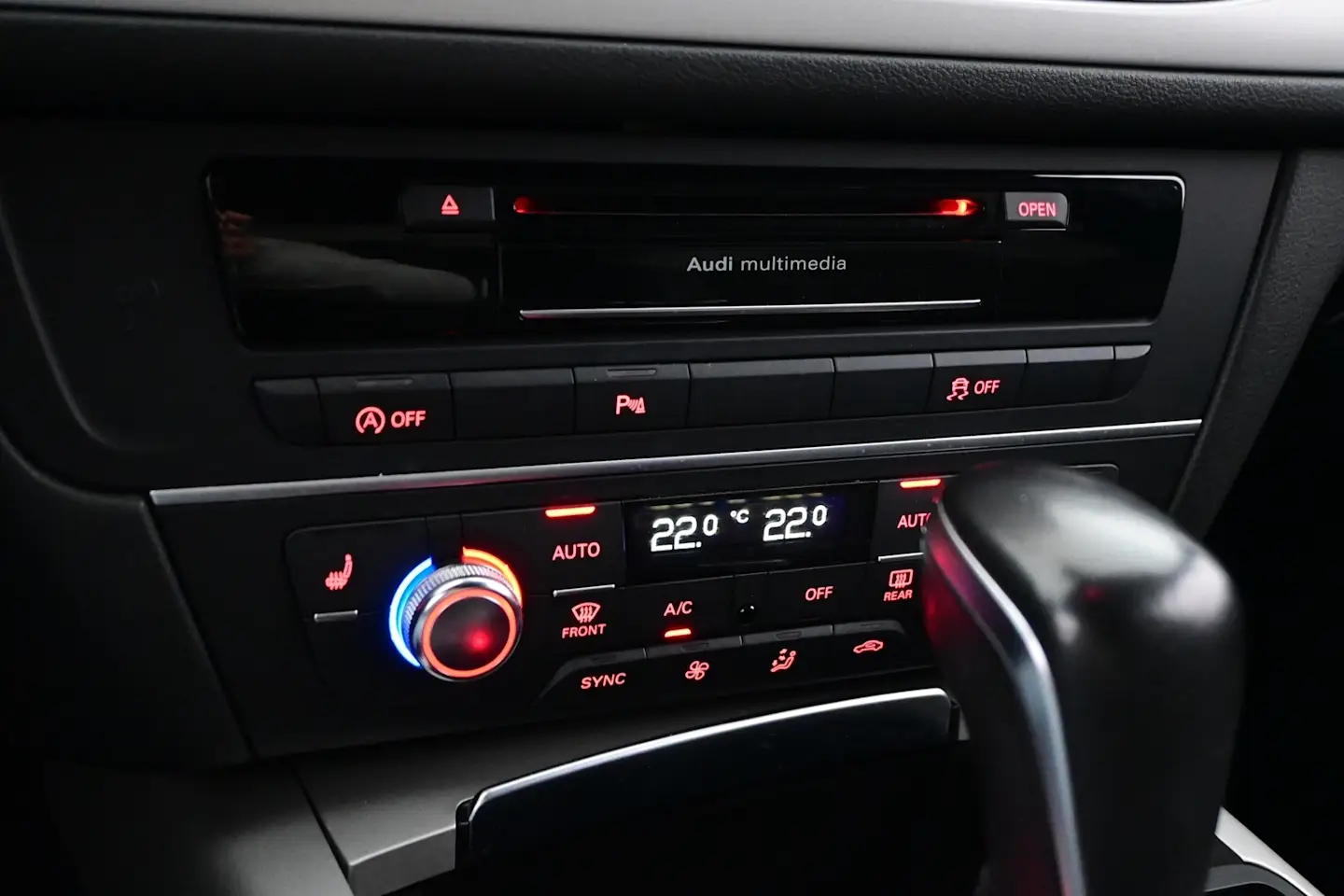 Car Image - 4nS0EK81SJbjOQrxFx4vrH