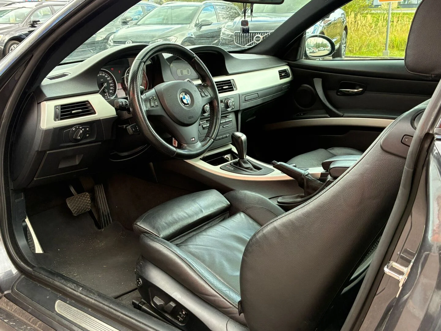 Car Image - 7a1QQ9kgTVtV6bm42weUwl