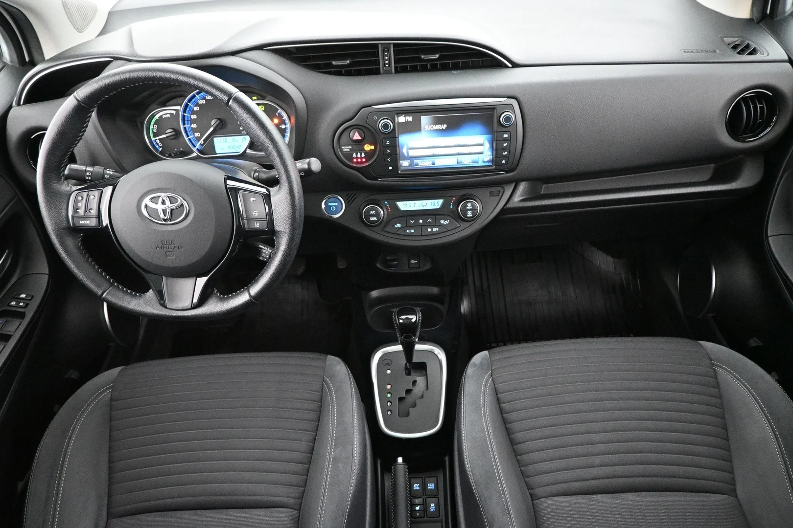 Car Image - AGYuKN1PwjpcRxCpkHi7U