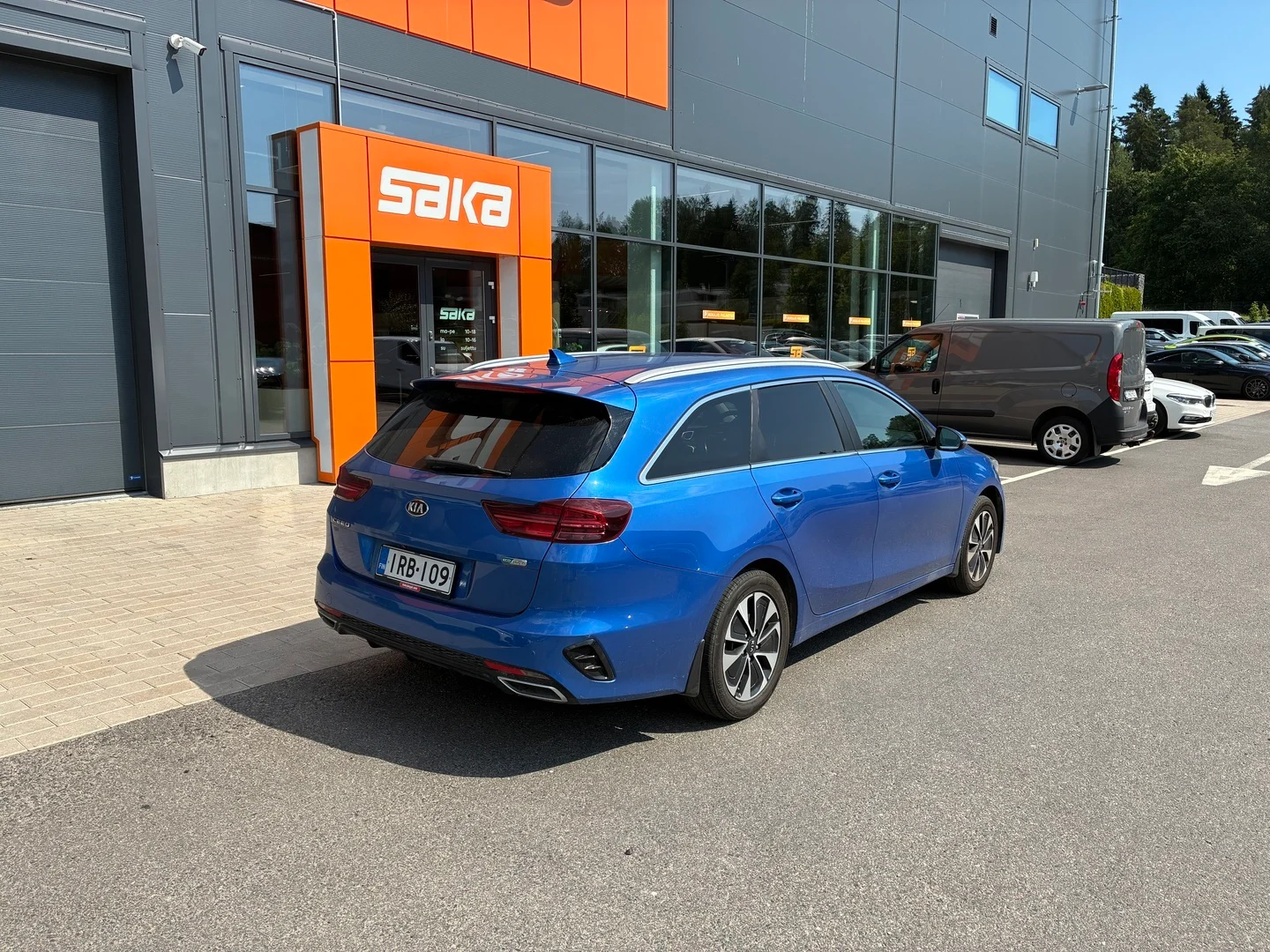 Car Image - 2VW5gh1BYjAUzmClL2DnEC