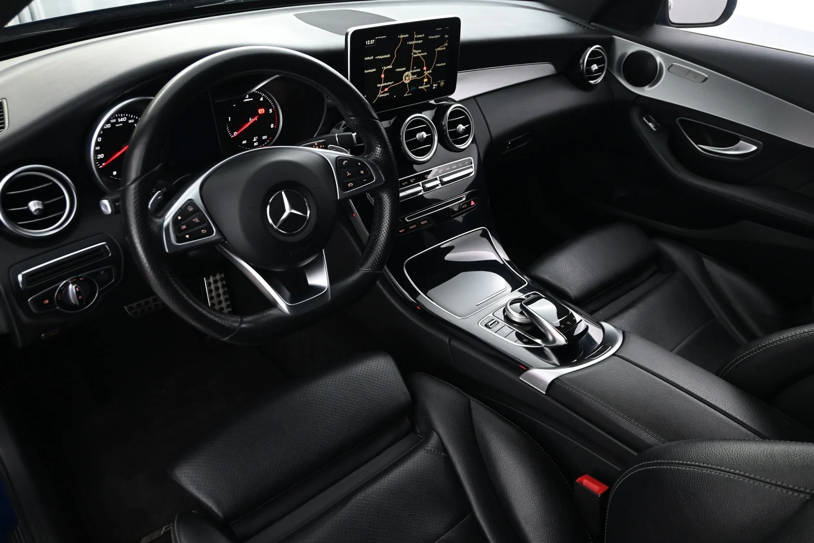 Car Image - 3sLk06tjJ4f1imHe6GzBog
