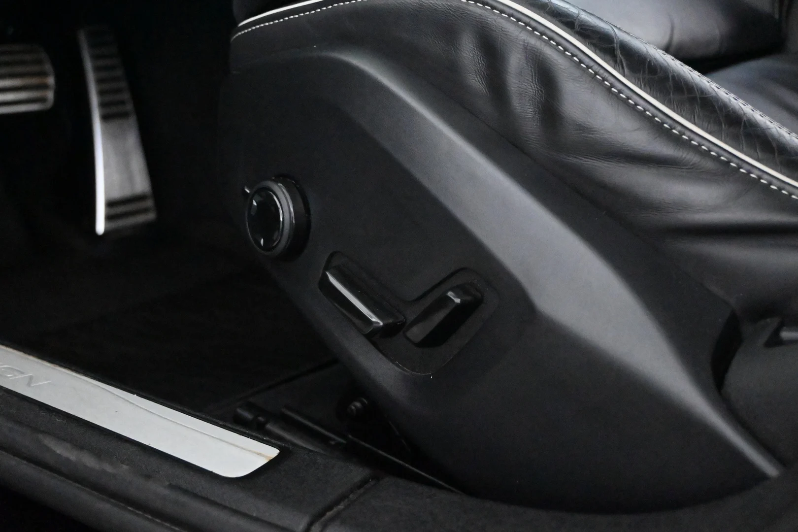 Car Image - 1nj0vyFn7yaAZnQgnUIYsQ