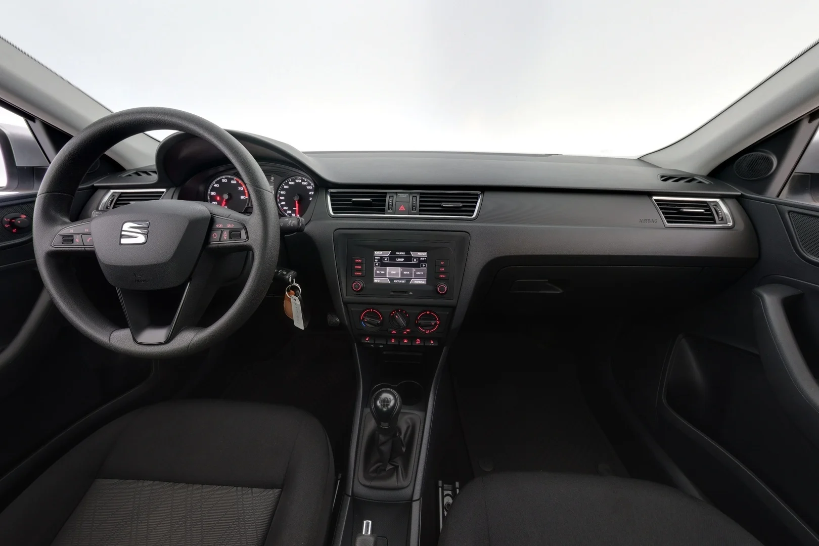 Car Image - 23QzNSvu9XClEstw4erd3U