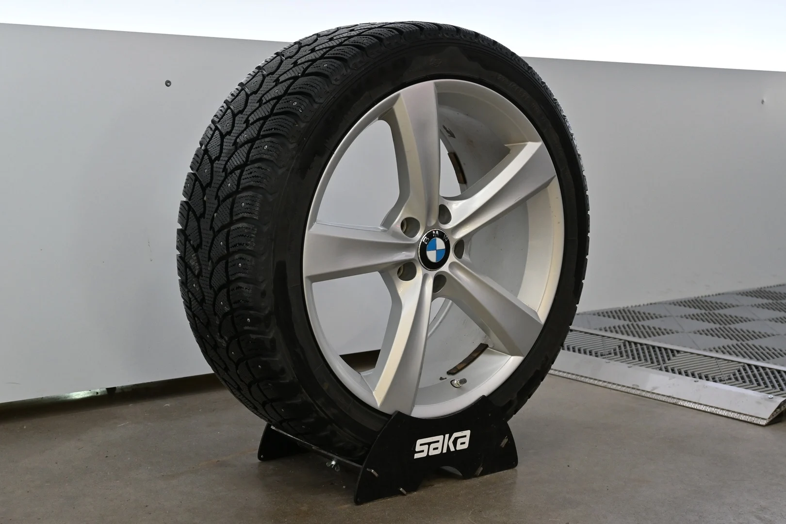 Car Image - 5IwbnJJzPGSh57iKXgY19j