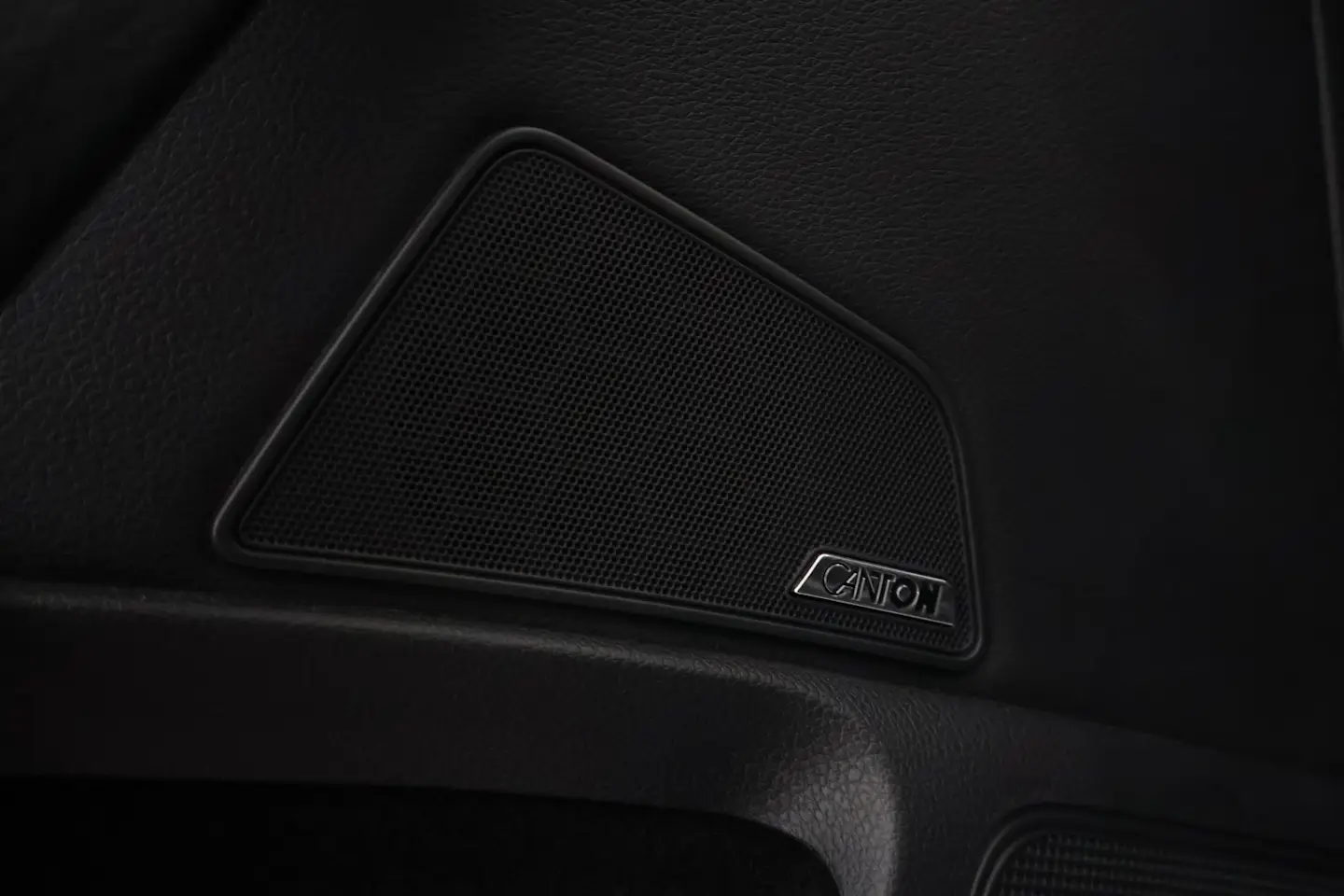 Car Image - 4VVKlp7bSOTqIcOg9SR6VU