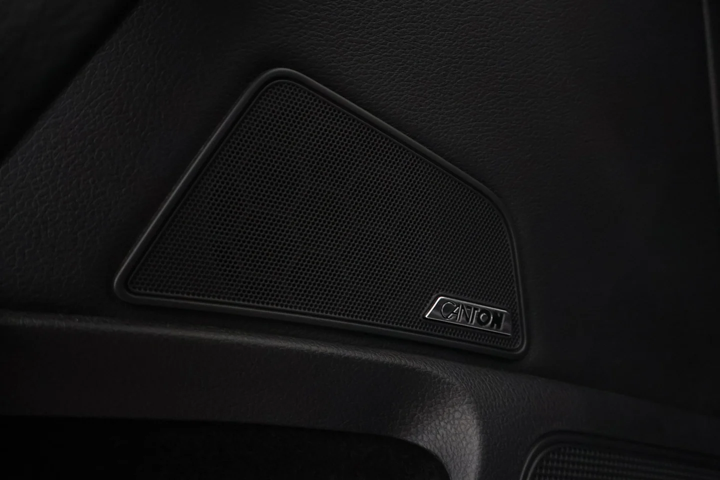 Car Image - 4VVKlp7bSOTqIcOg9SR6VU