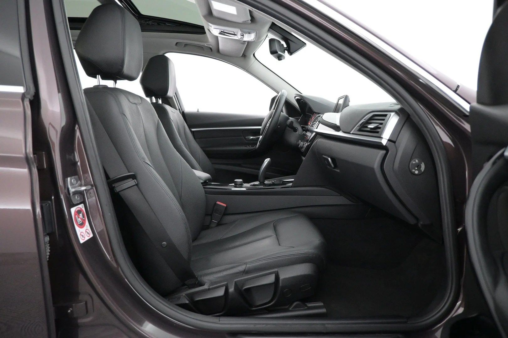 Car Image - 448Wopg97QFTyVTtiYgyQ8