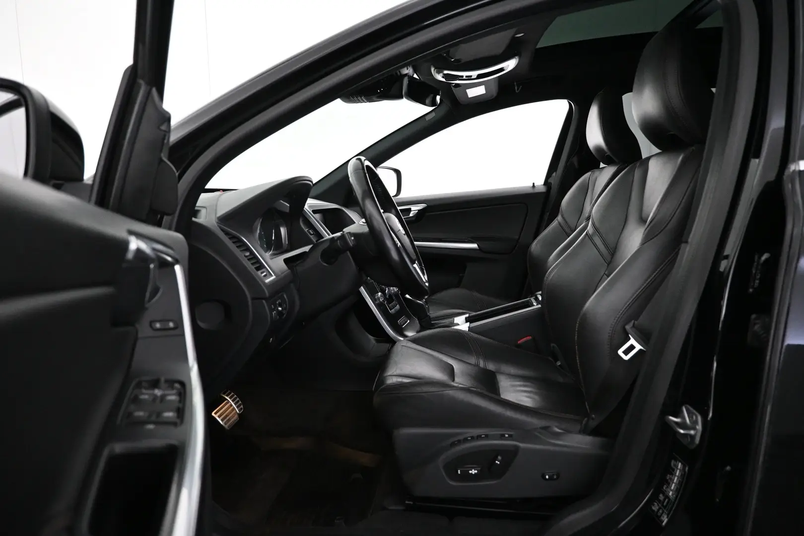 Car Image - 01MkqOak5QYEZHZDGBdHY0