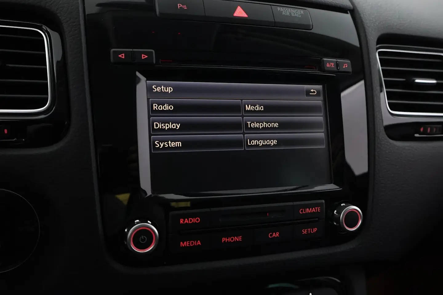 Car Image - 50bQSKPKUdplPkw9hT5JTe