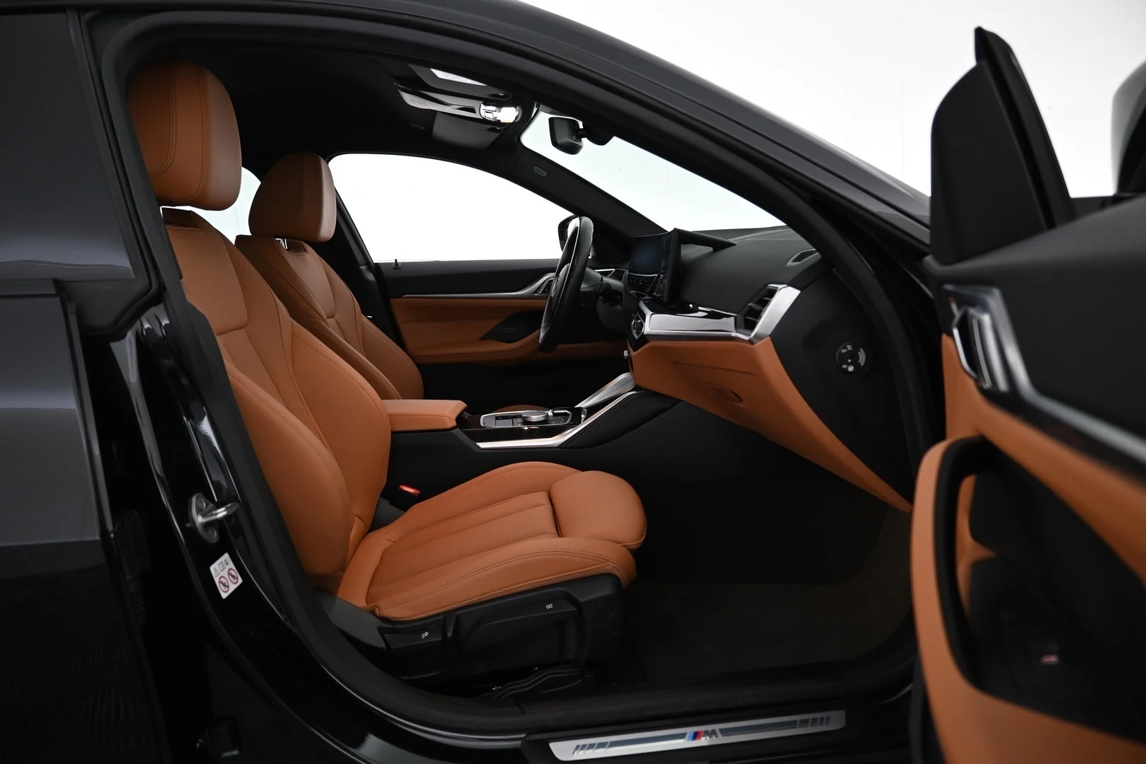 Car Image - RSFJt1OeZxELJB30wqBzY