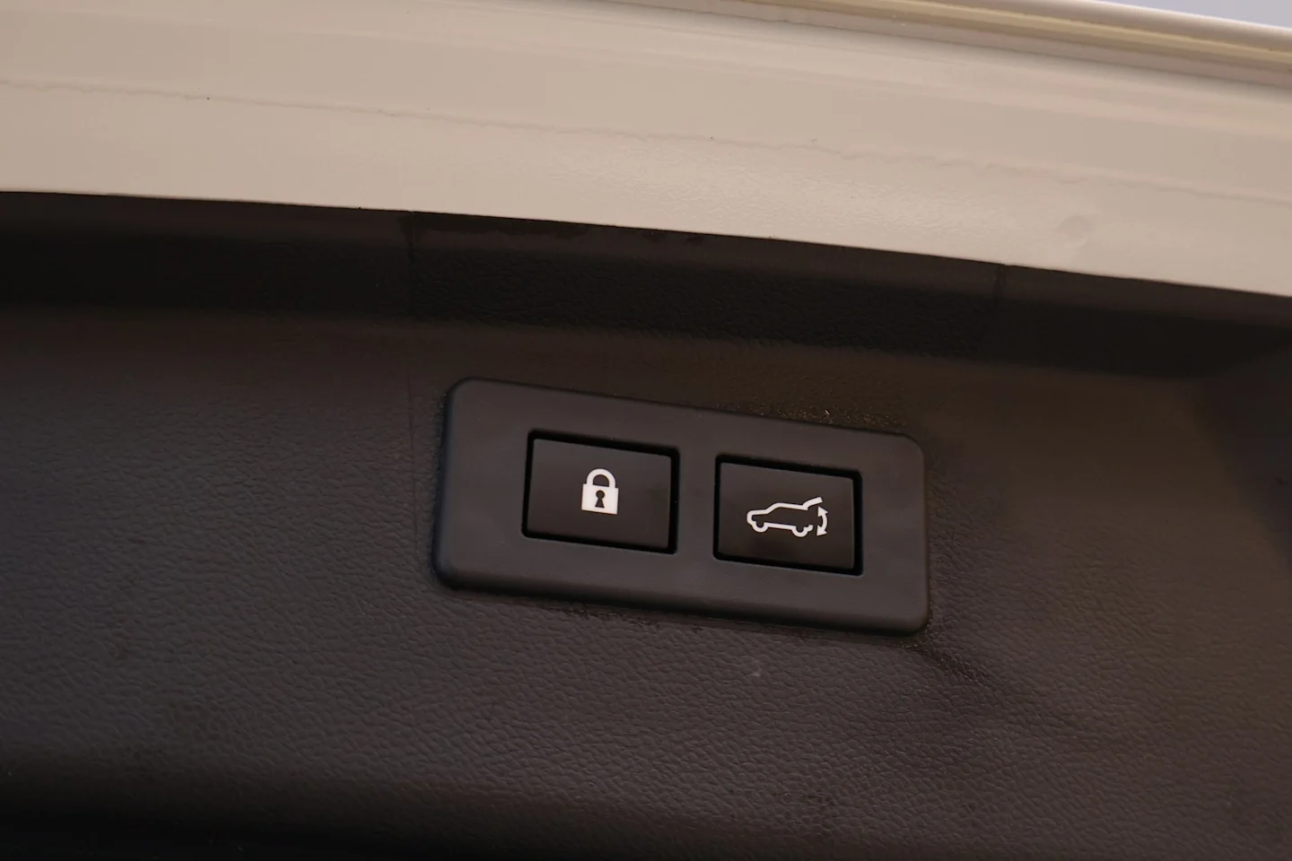 Car Image - 2GpuUWQvAbPdu5uzGXdhfI