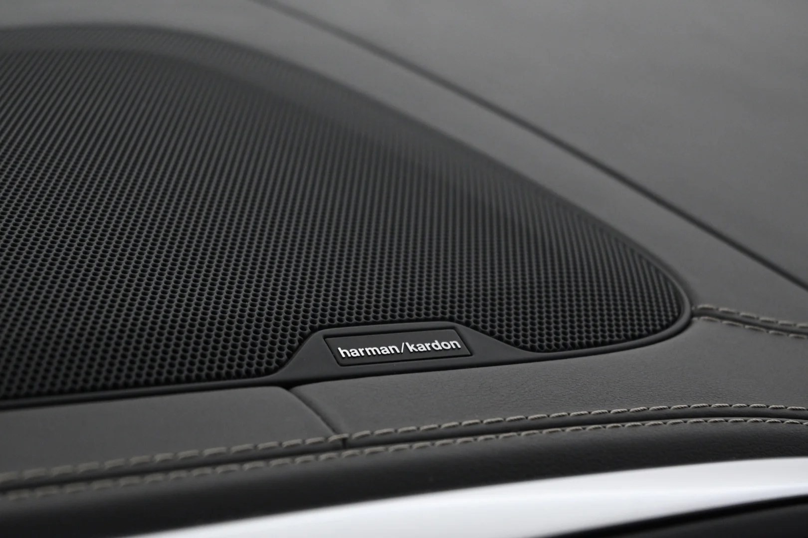 Car Image - 2QxTmYxoFYdNFetN5ly5uS