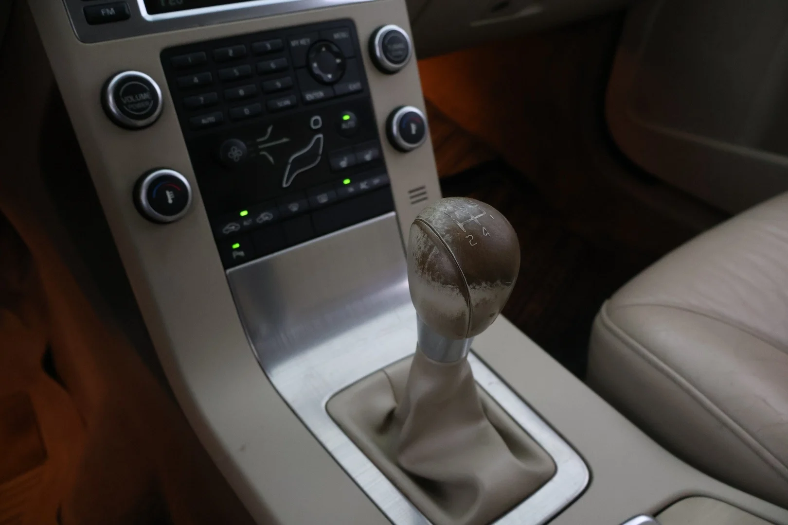 Car Image - 1lI1CEur1tpb4VjwO7Jb7U