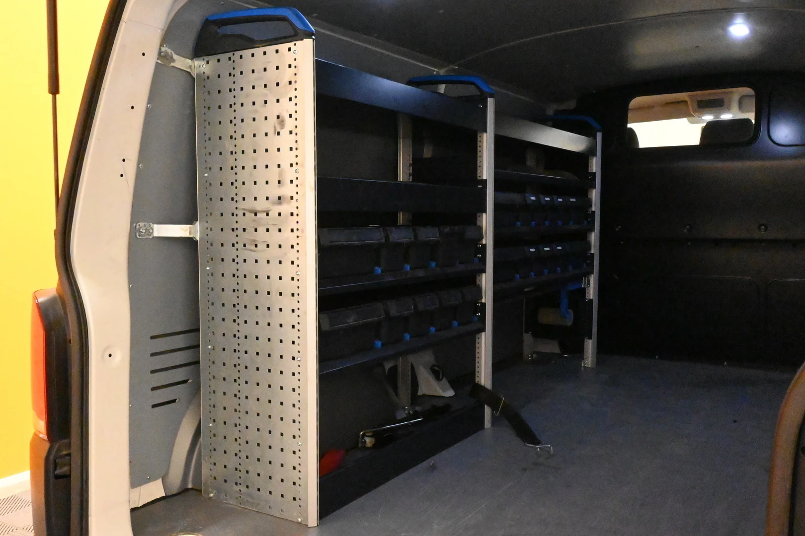 Car Image - 4gckkPhKW50GxxSqEfb9iY