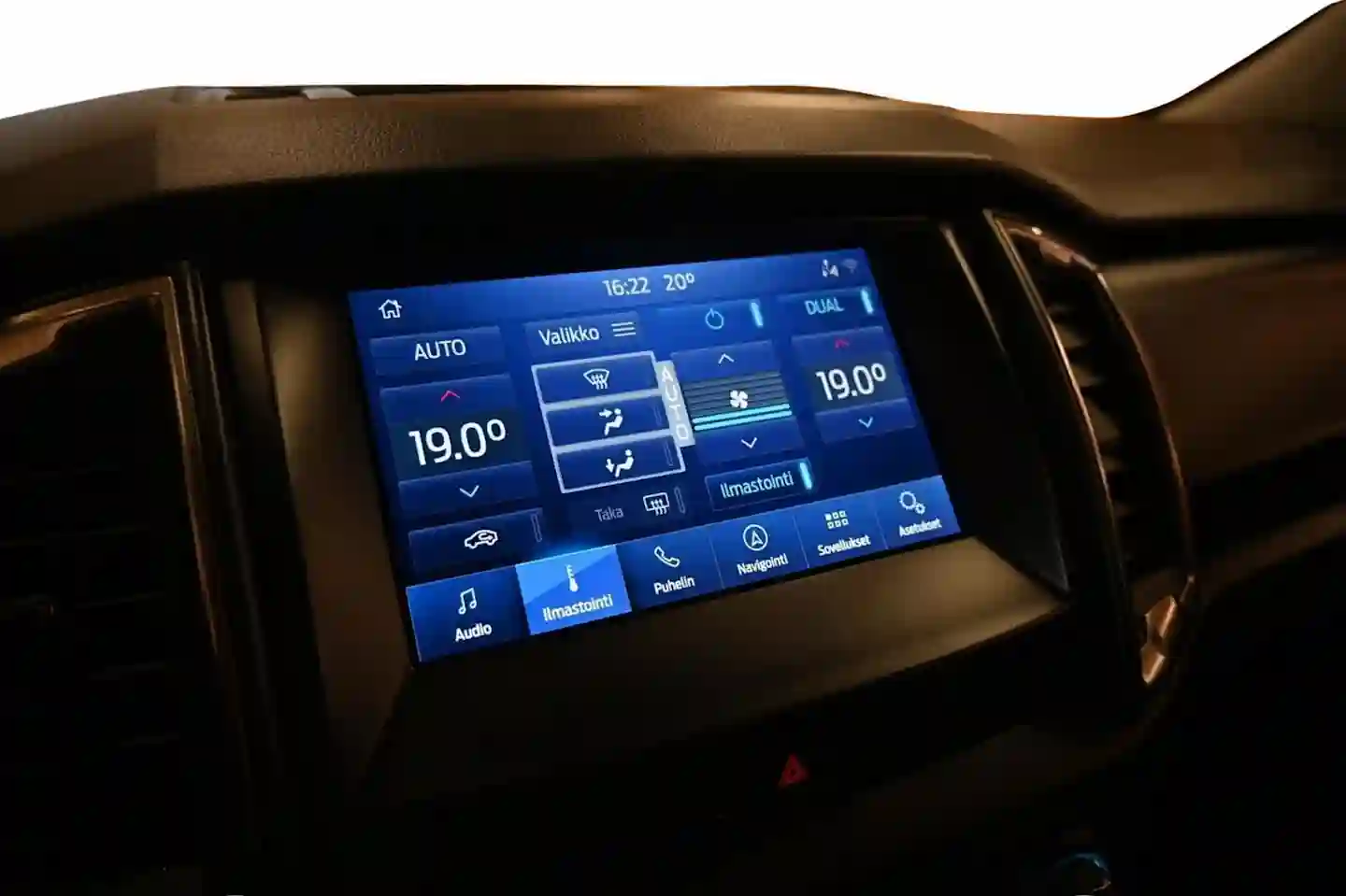 Car Image - 1koIBVT3GLvEi30ayObkL4