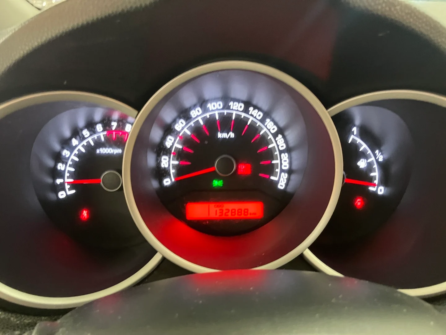Car Image - 5PT9gTl9C2yMawEC4OMEp5