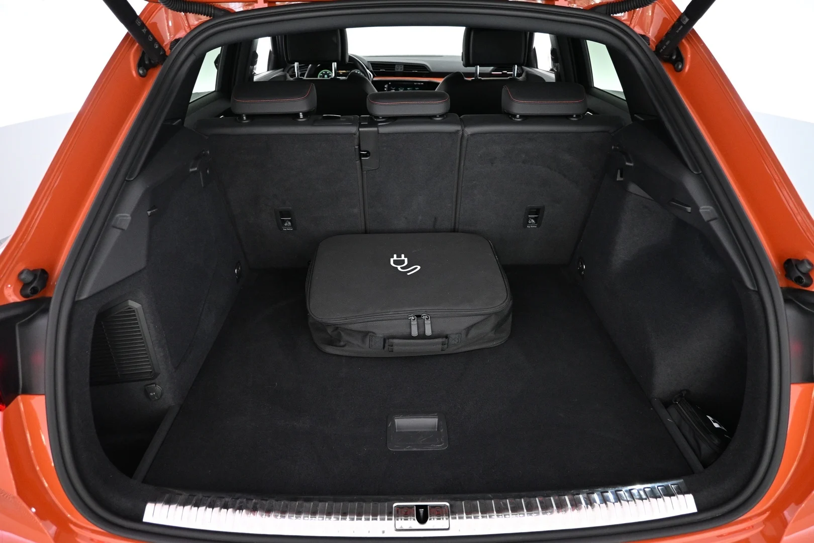 Car Image - 68qEeZCBZiRZGbkGbIuMeJ