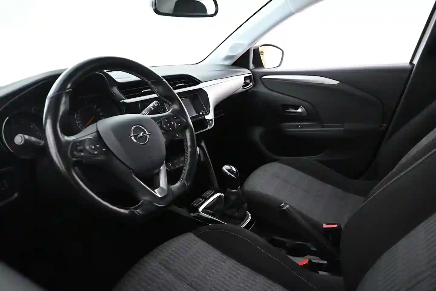 Car Image - 2B50P9udgfhTqeIofz3SJF