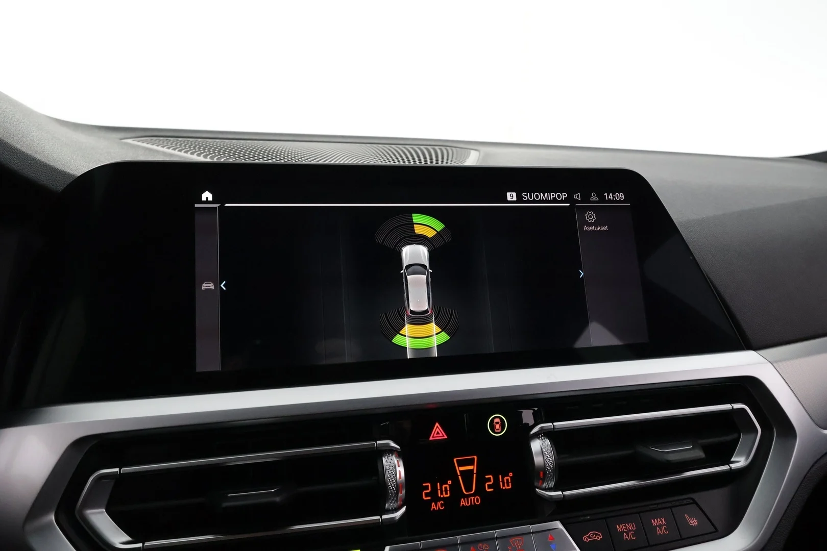 Car Image - 7LEbXpDgJxY52W85KfBiWU