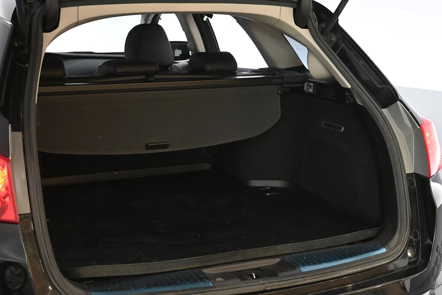 Car Image - 4k7NB2Cdi5NvYmyvvypPX8