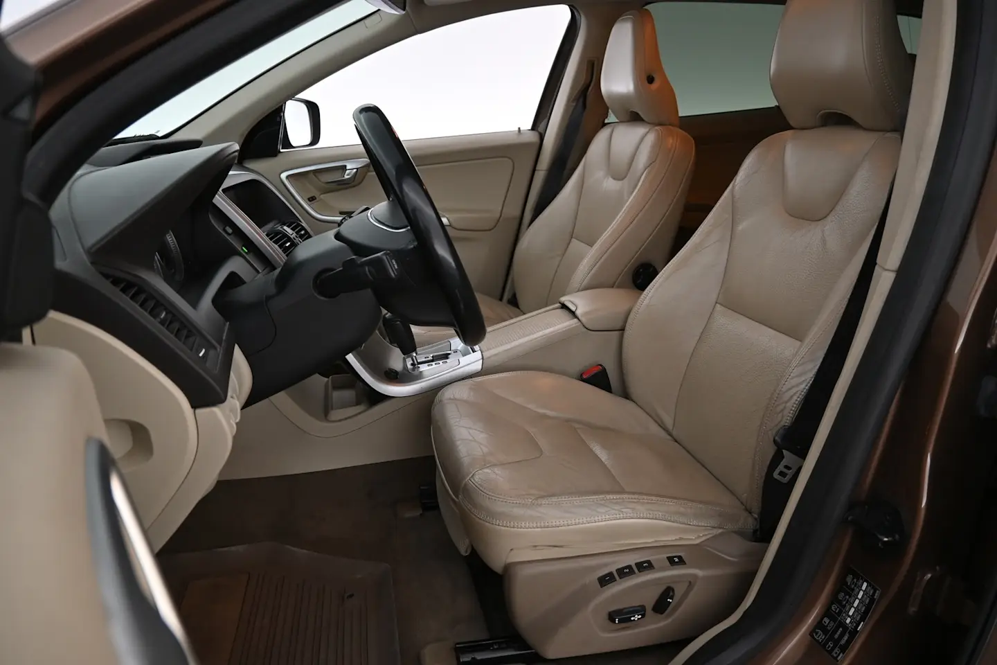 Car Image - 69YSIhG51wOlIhoAyshg5q