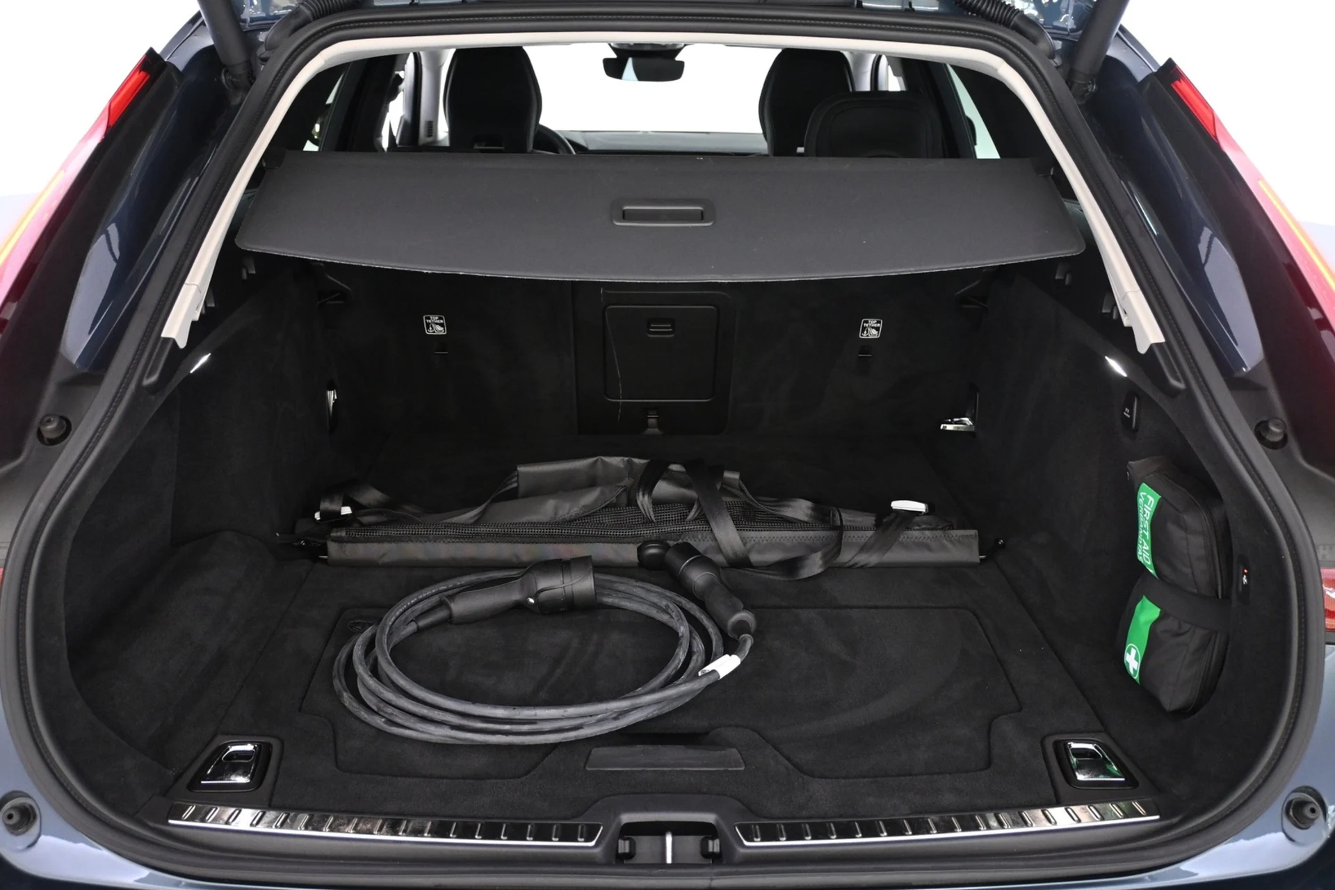 Car Image - 2DhWmu8O5qug3Yfp3sq0je