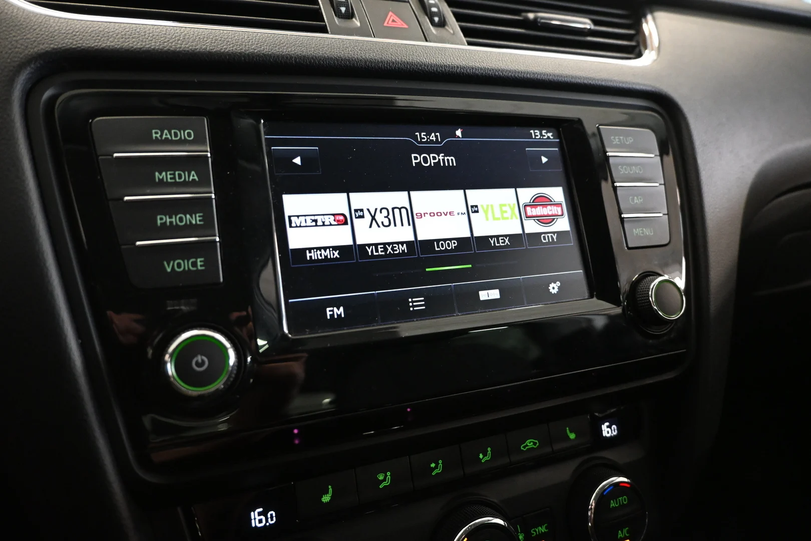Car Image - 3qmnzTSvJXAq8acvHyHuMj
