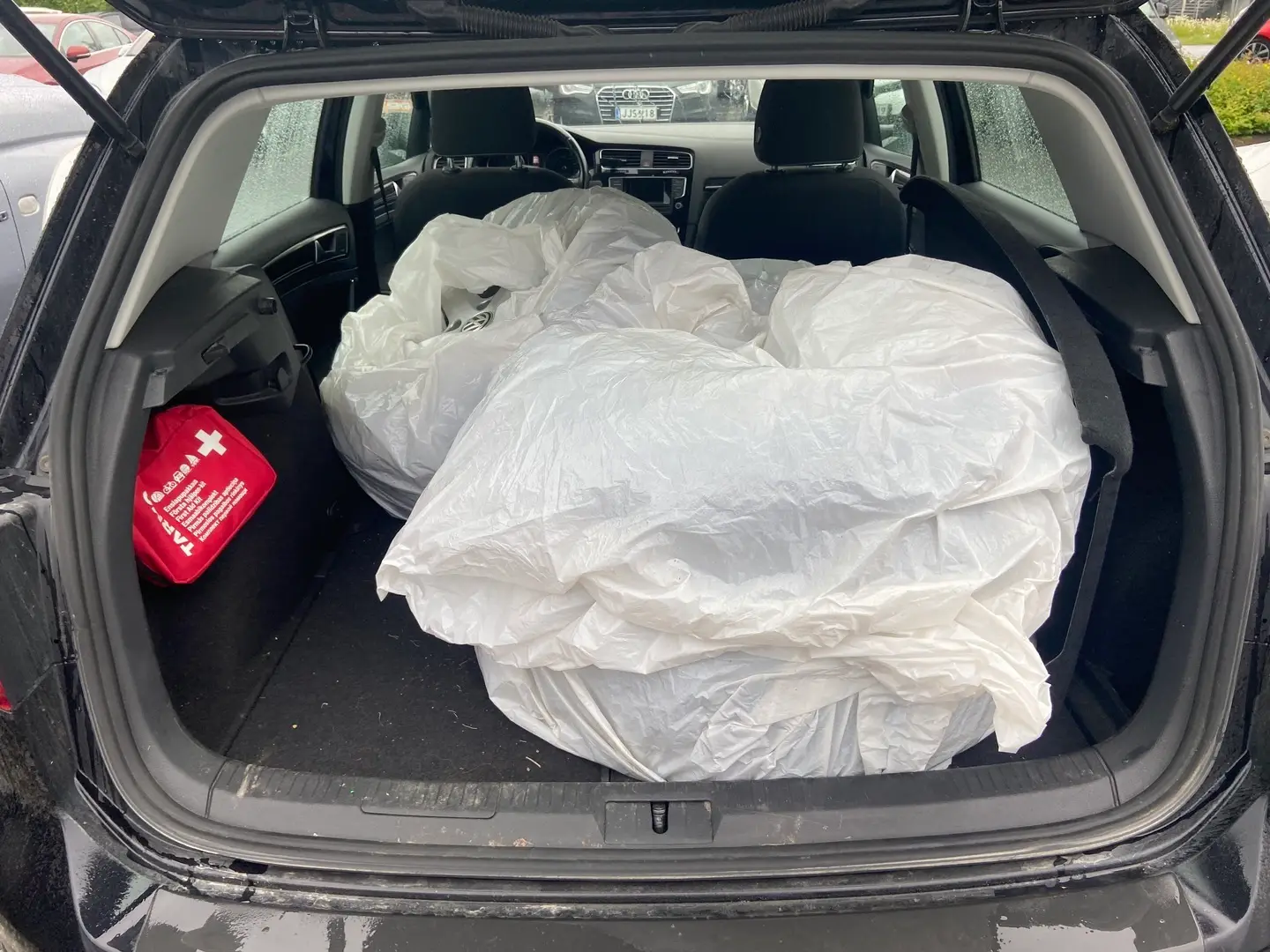 Car Image - 5zj4e2AUzGUGxVaGqt10B8