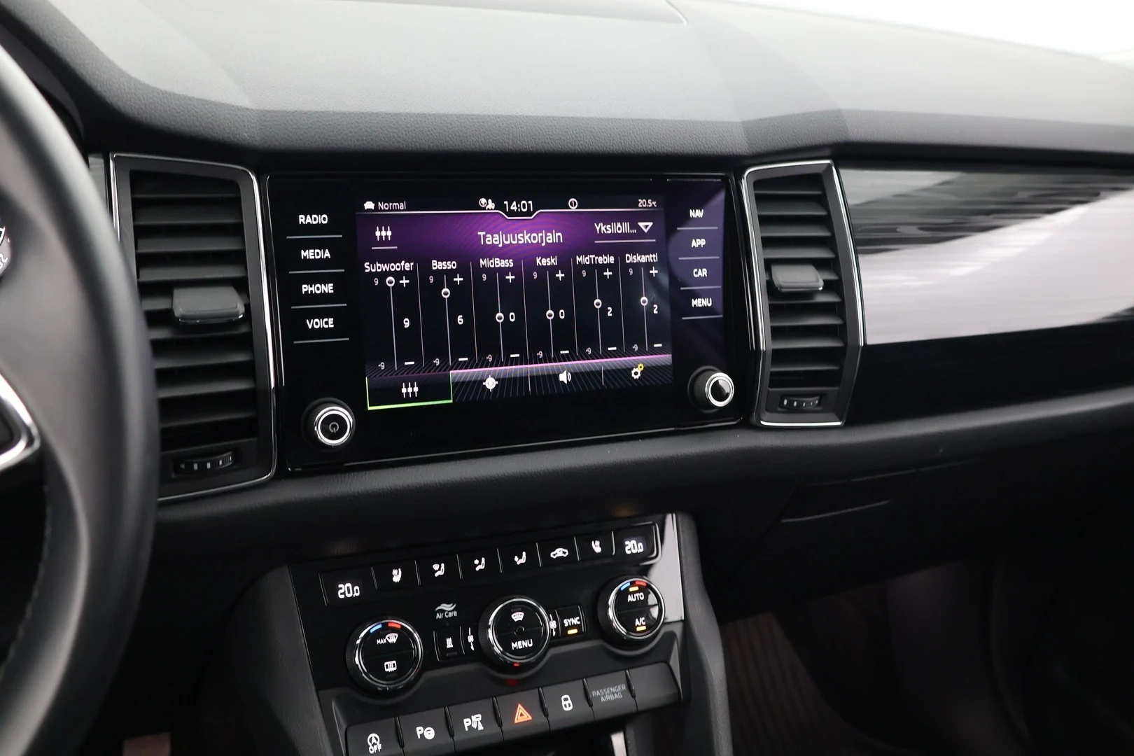 Car Image - J7rcaXnQawWLJkYEC69pM