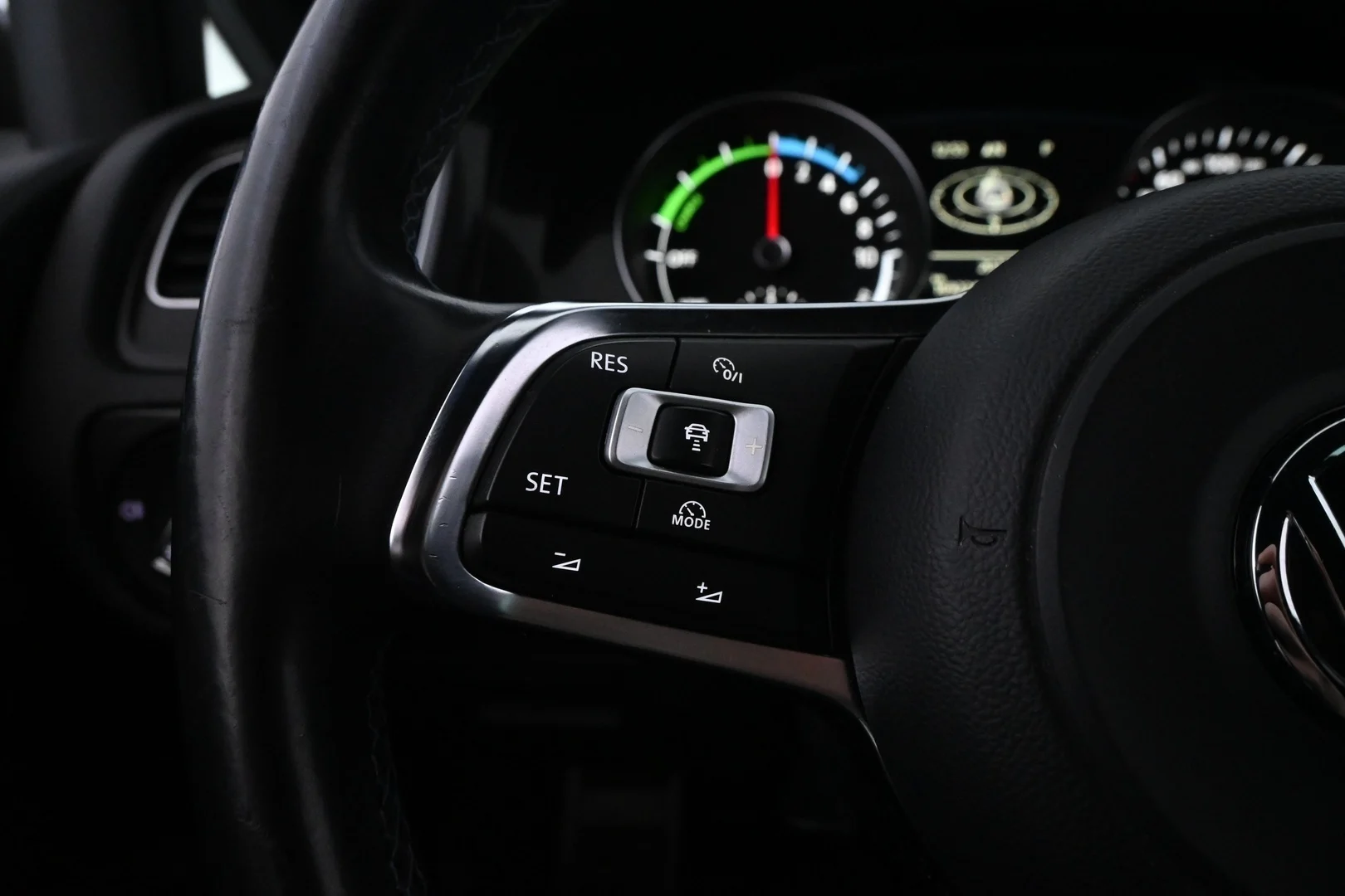 Car Image - 3qFSzPUPSxeSyRX1noyrBG