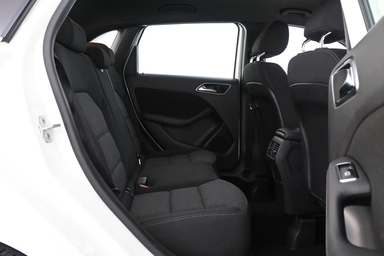 Car Image - 5nd01uGvV897e8VU03C3TM