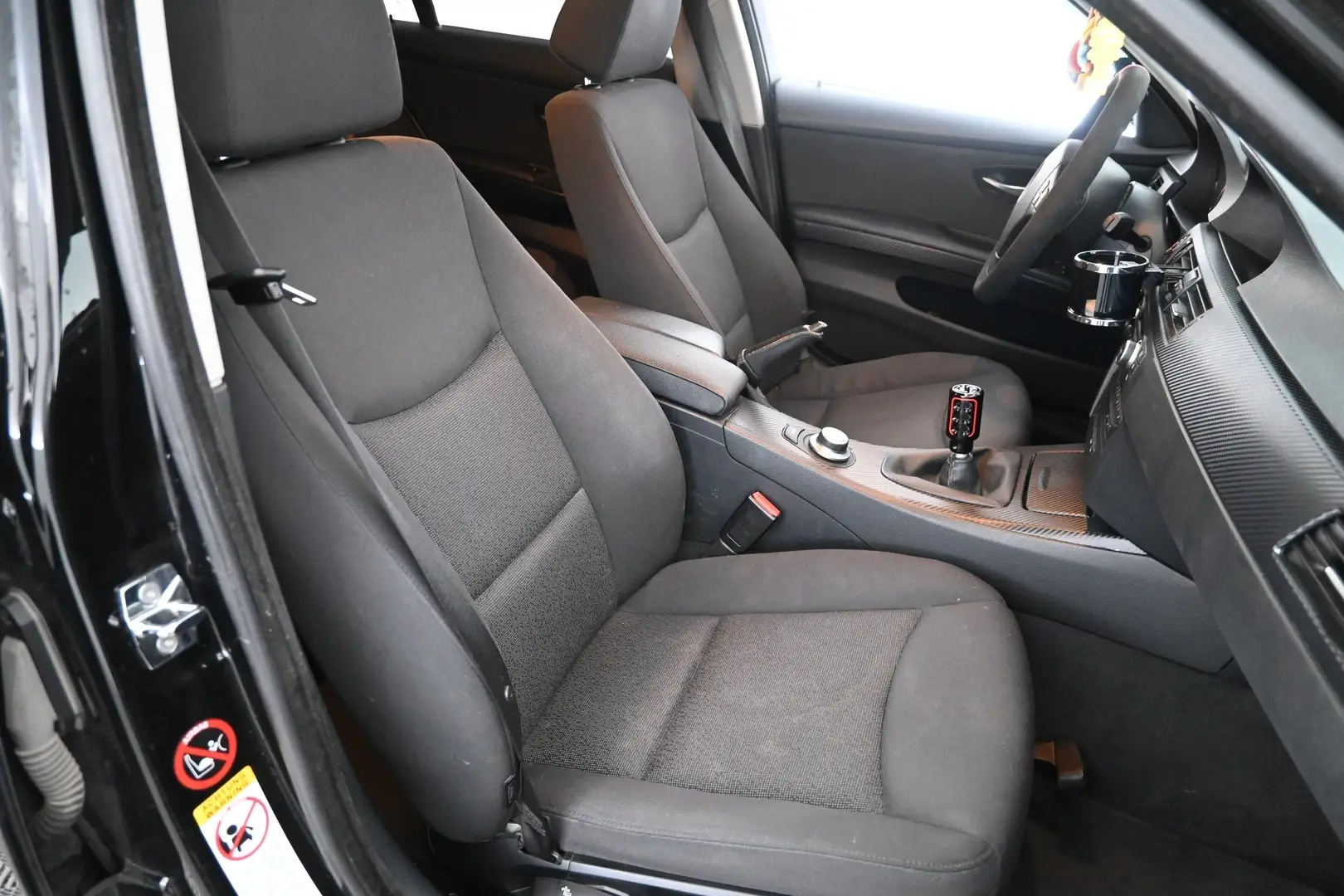 Car Image - 2wJncvDVQa2poMAsxPS73d