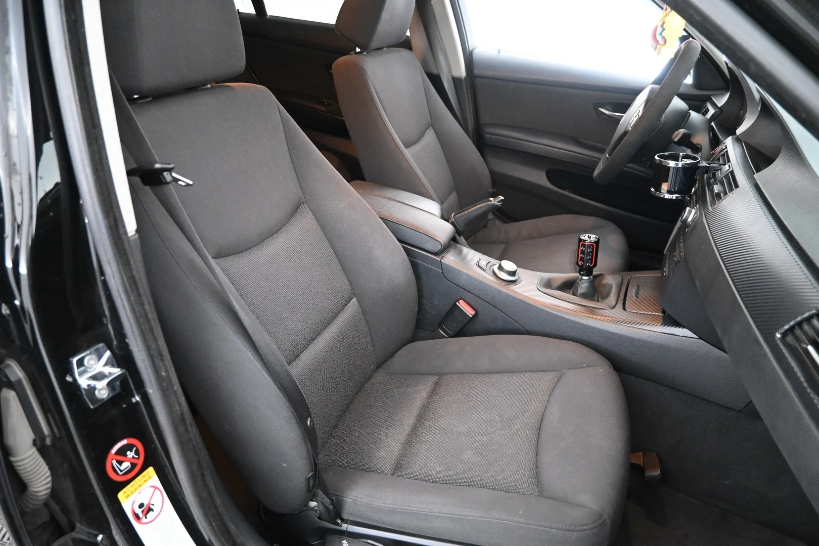 Car Image - 2wJncvDVQa2poMAsxPS73d