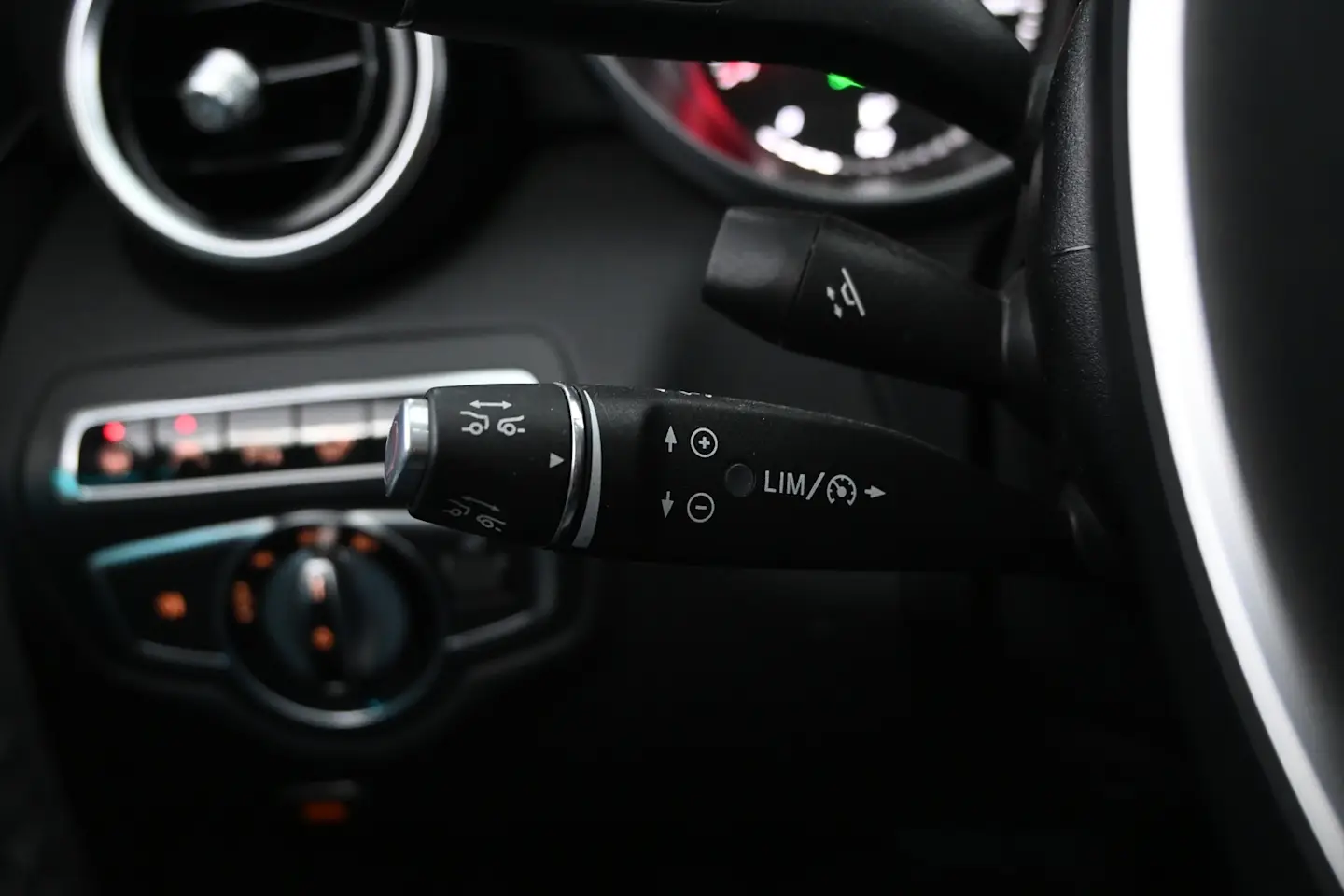 Car Image - 5t2j10t19f1L36Eb62tYpy