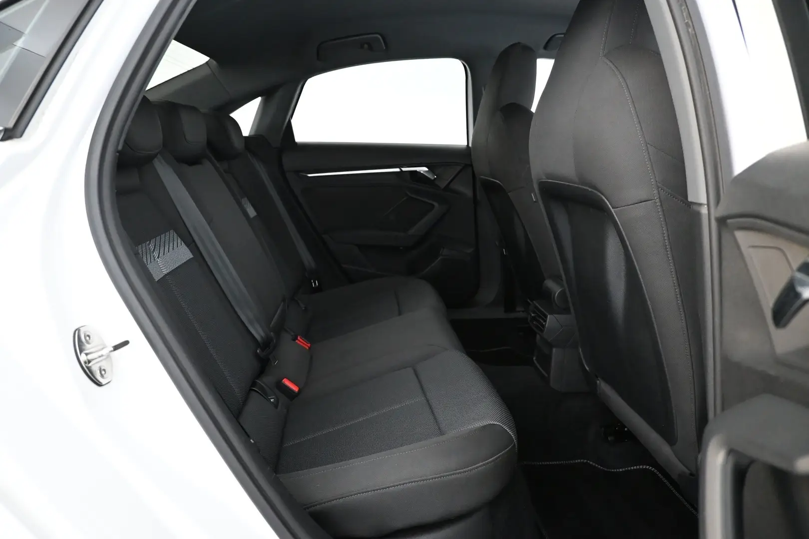 Car Image - 5JkbNJsACABs4EvYqbKWEU
