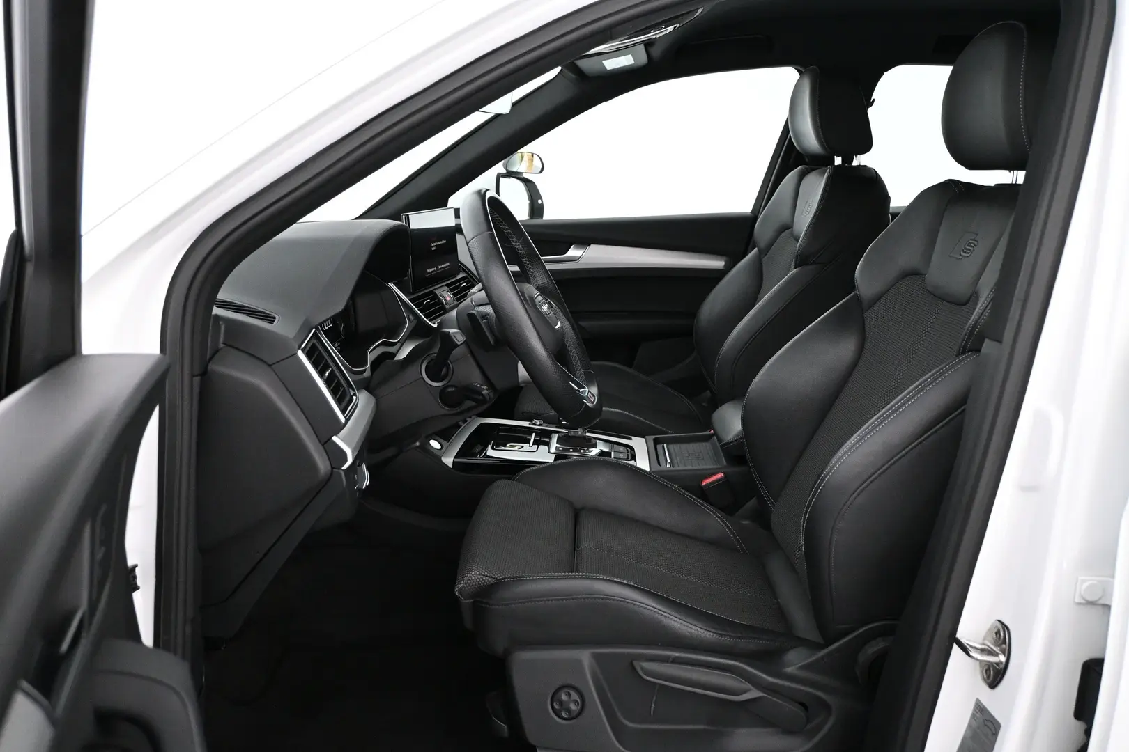 Car Image - 1tMMgqextXhzjJTascc7JB