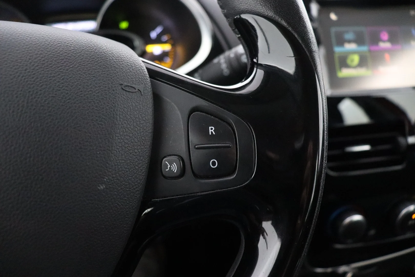 Car Image - 55LNQP4uxTmQdMOVLkubxP