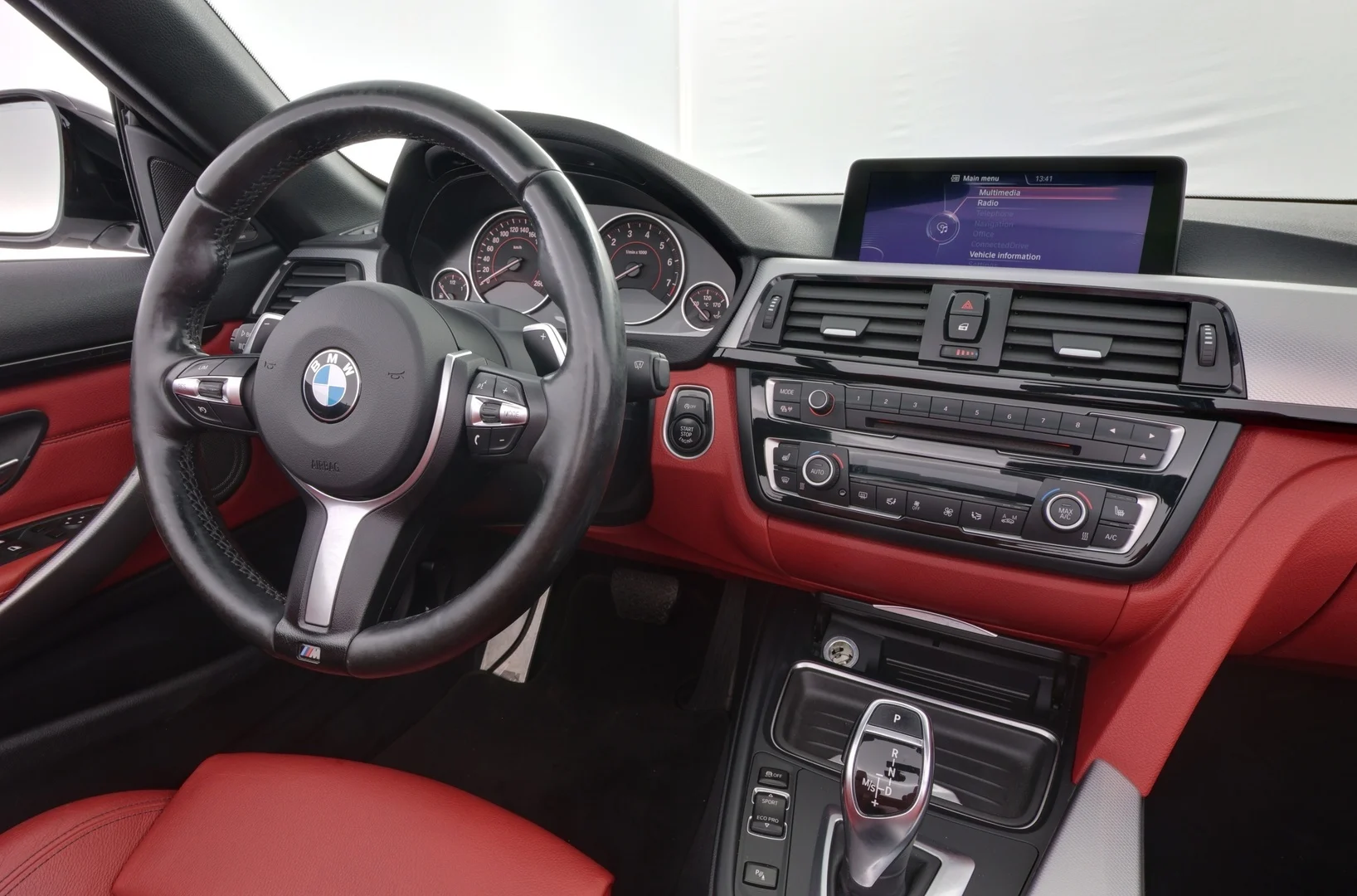 Car Image - 2OQceXd6TghF28lXKDFIP8