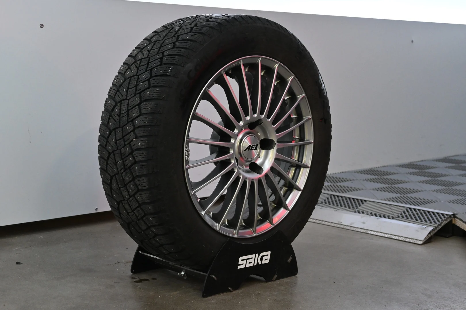 Car Image - uSJdN3hQxksJyTxFyt2OE