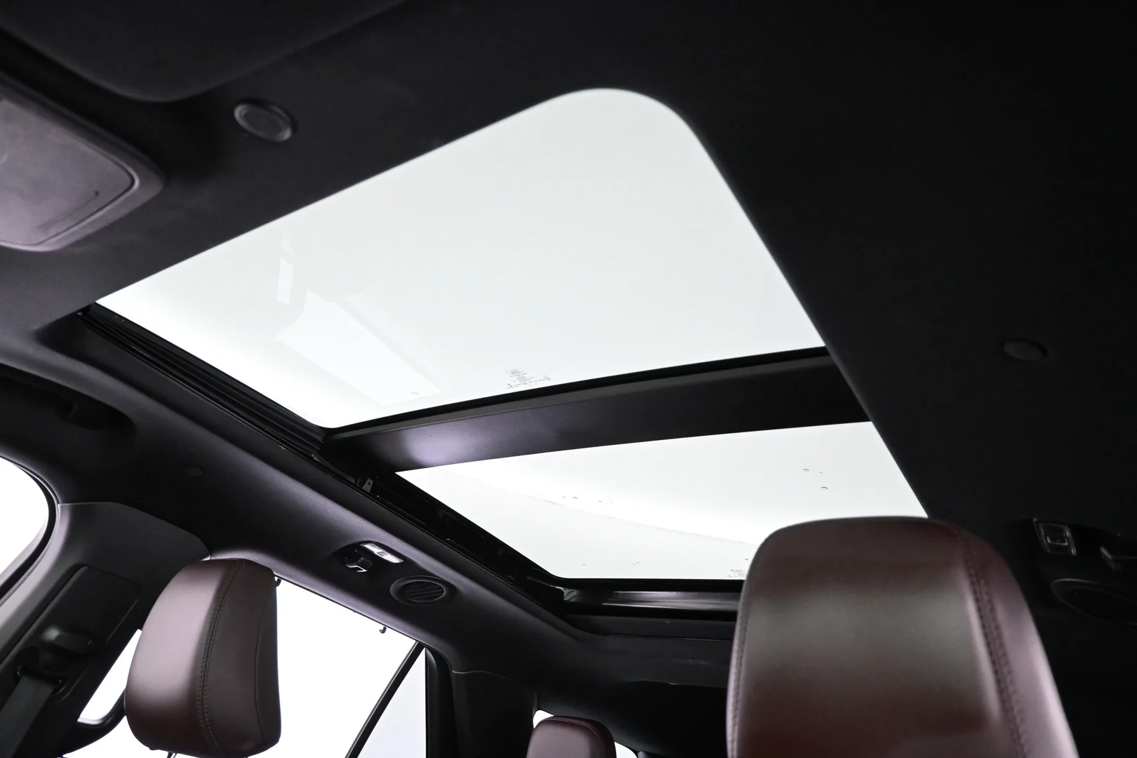 Car Image - 2CzhtYC7mjHMNw6c4Md3LH