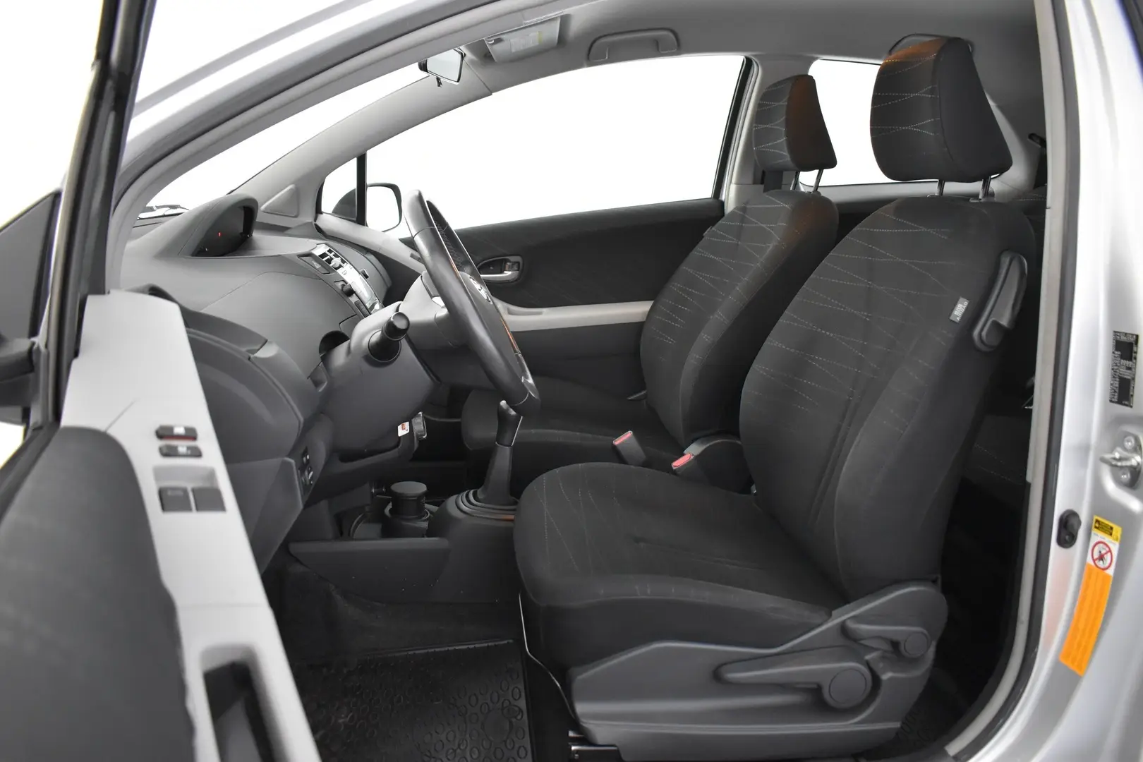 Car Image - 7lt3pCQdxMYRGBvQH9Ezv9