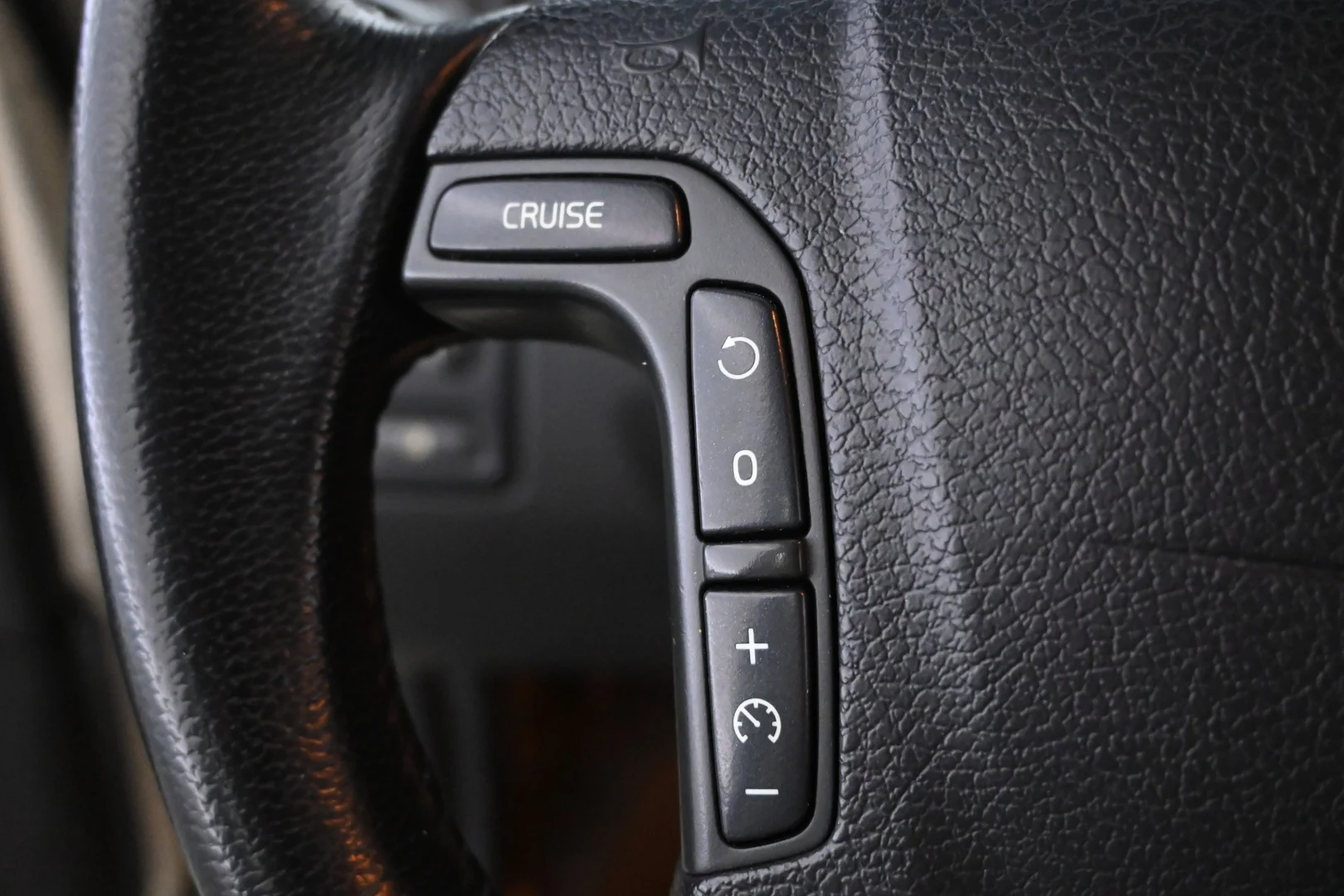 Car Image - 7enATWq6m5CQ0vy3R9P2I5