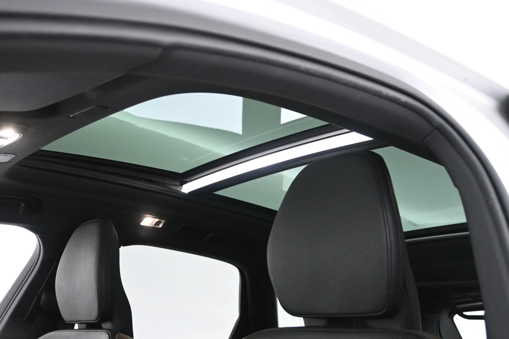 Car Image - 6nBpDSyflAhm2mtBn0LqYi