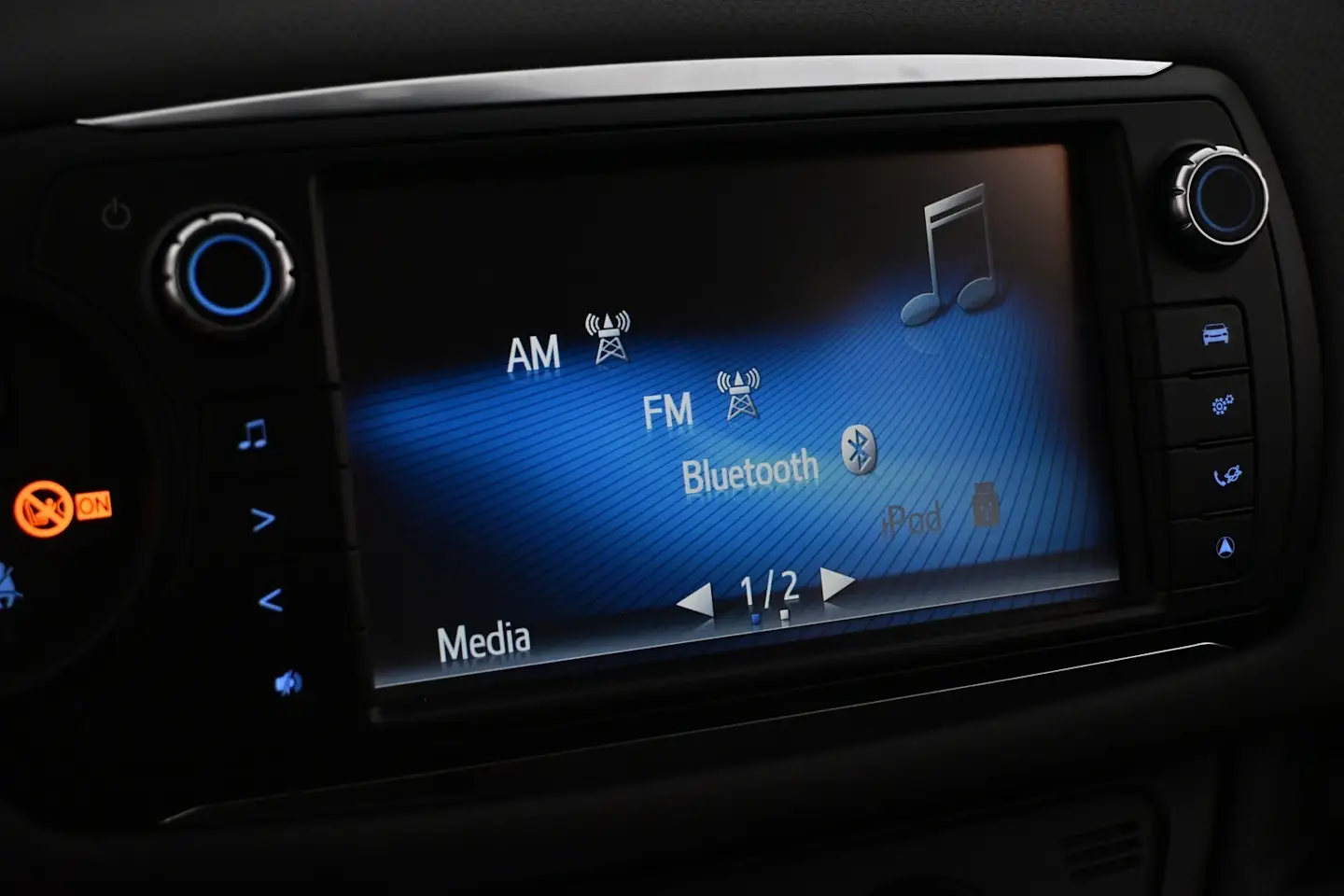 Car Image - 5hSmcreshy2YiwcCDxzW0U