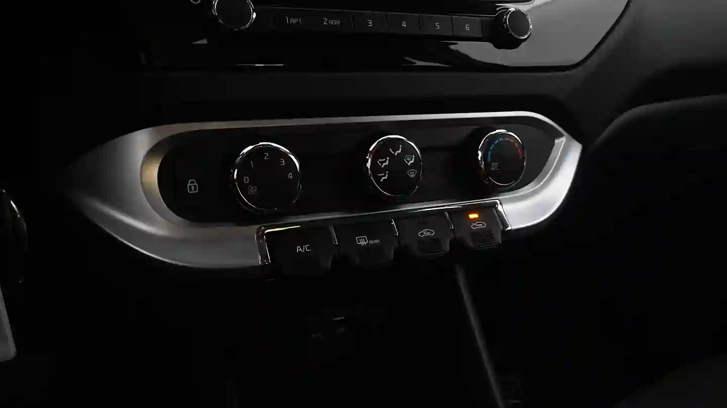 Car Image - 83N1IiOnzwFckbu8gEIac